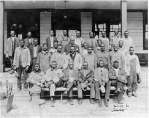 Early RR workers at Flomaton L&N Depot
