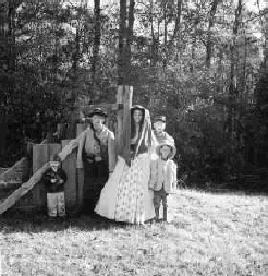 Reenactors' children 